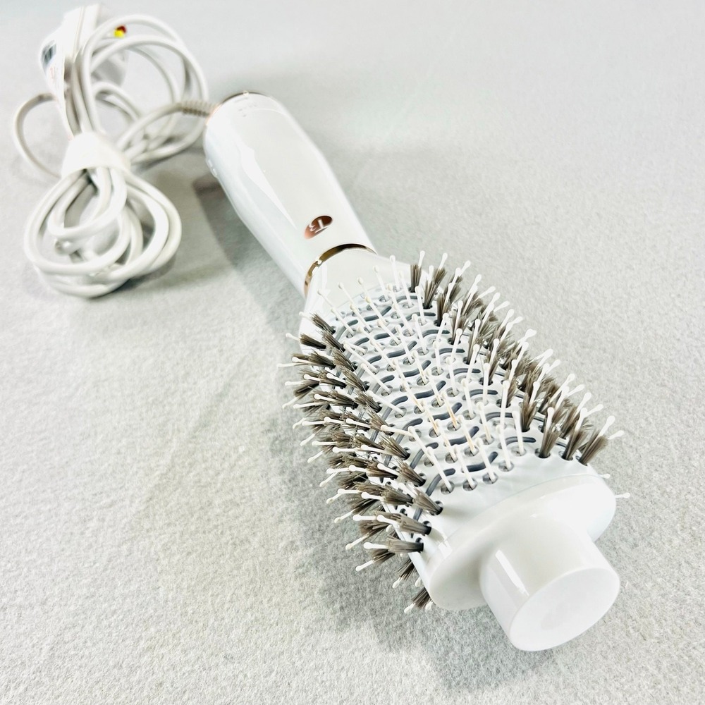 T3 Micro Airebrush One-Step Smoothing and Volumizing Hair Dryer Brush 76656